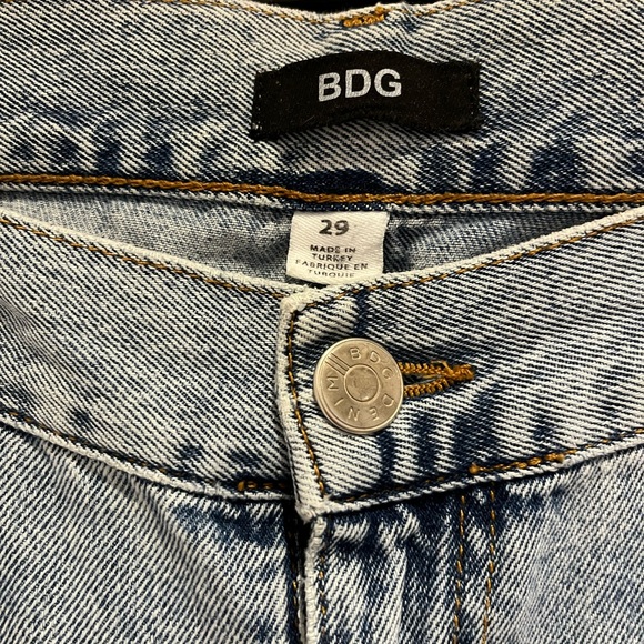 🩵Cropped Mid-Rise Jeans Size 29🩵 - Picture 8 of 8